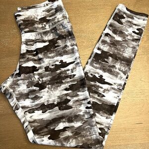 Tepuy Activewear Camo Leggings